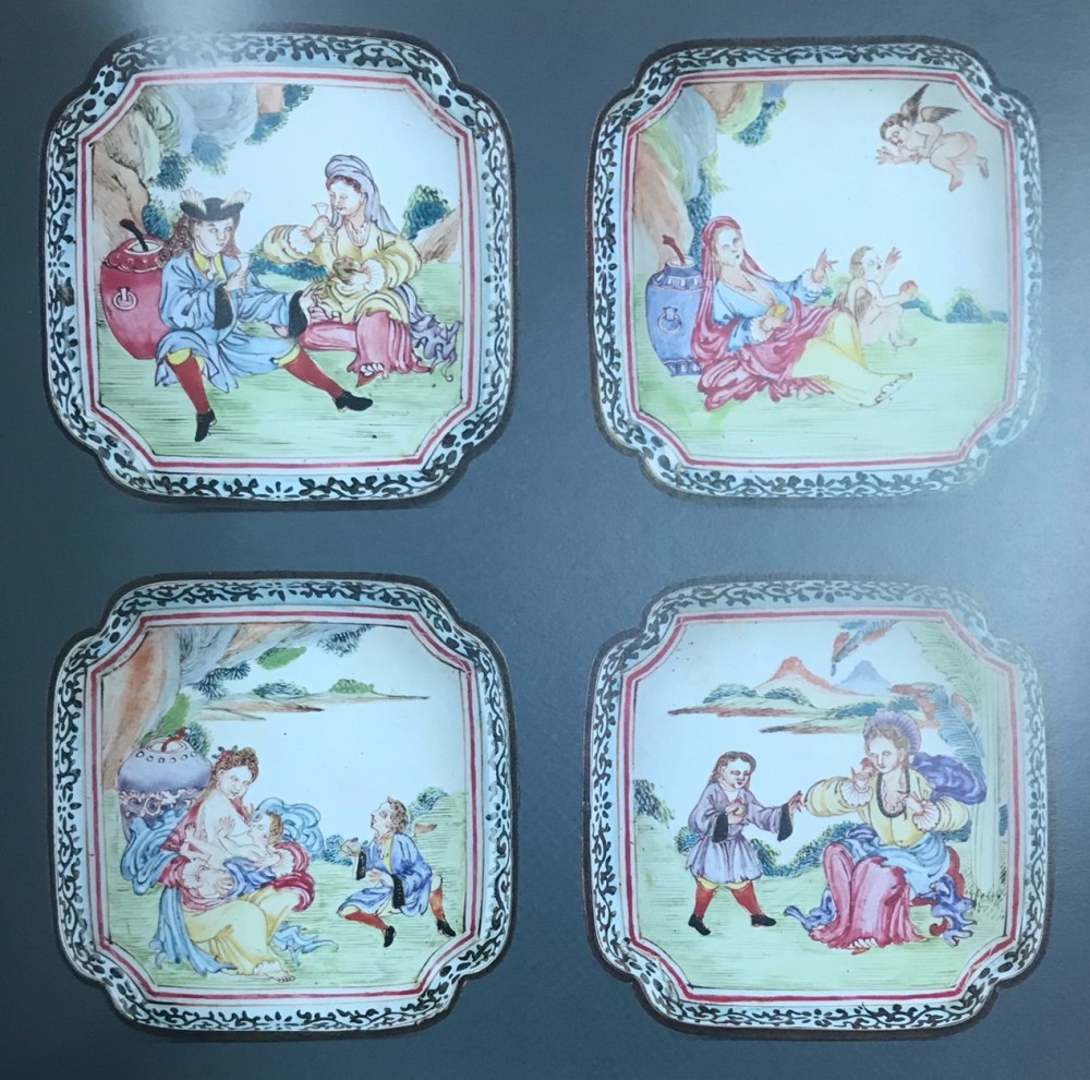 【澳門博物館藏的銅胎琺琊彩小碟】
一組四件的方形倭角小盤，銅胎，以琺瑯釉料描給西洋人物。
清代 - 長10cm，寬10cm，高1cm
